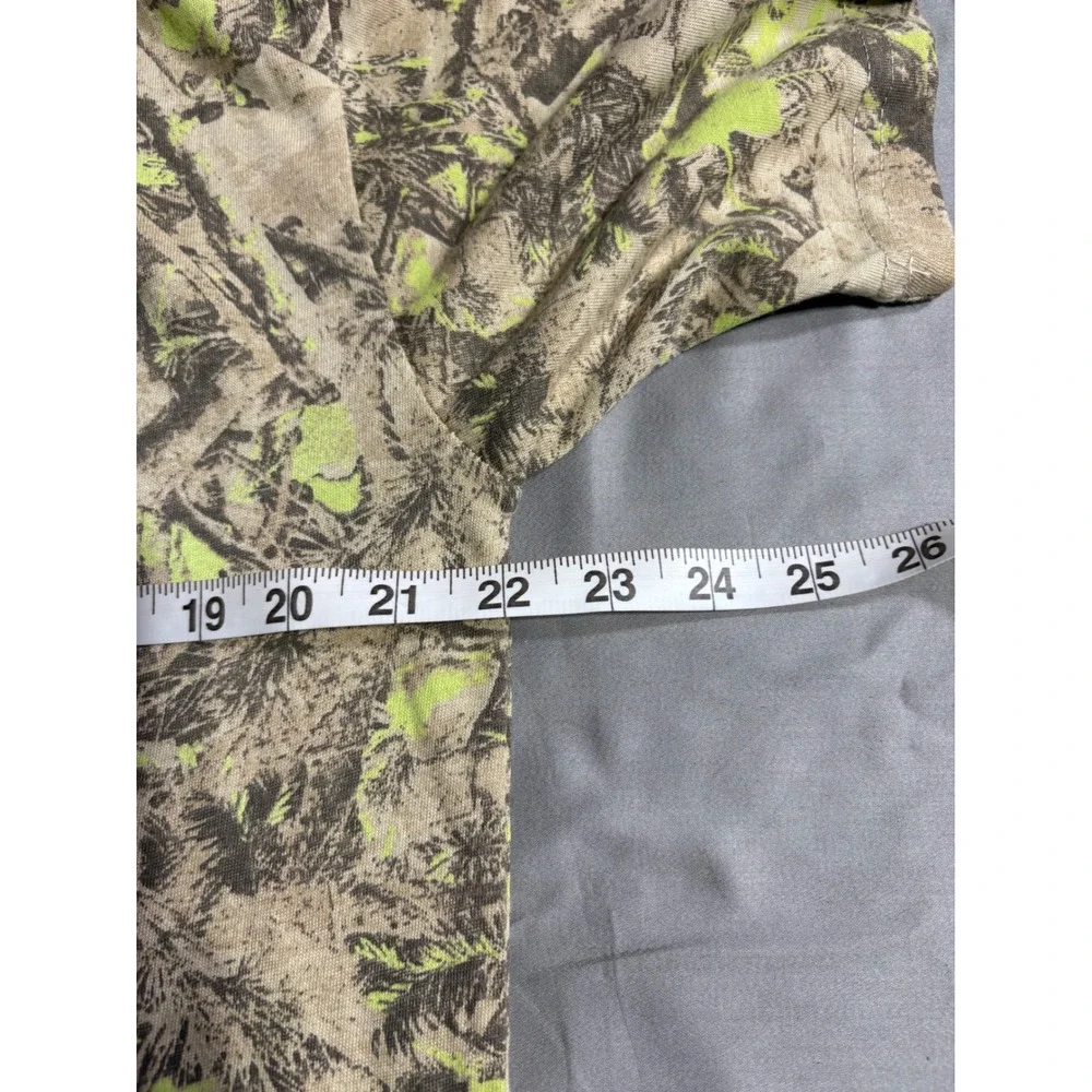 Peanuts Snoopy Camo Graphic T-Shirt Mens Large Green Brown Real Tree Style Tee